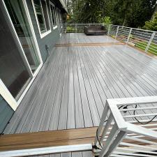 bellevue-deck-and-driveway-cleaning 4